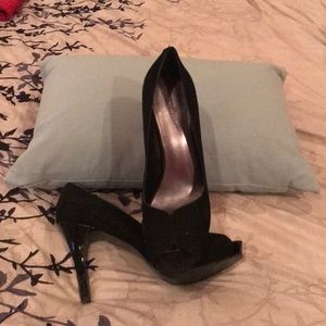 Black suede Nine West Pumps - Size 12